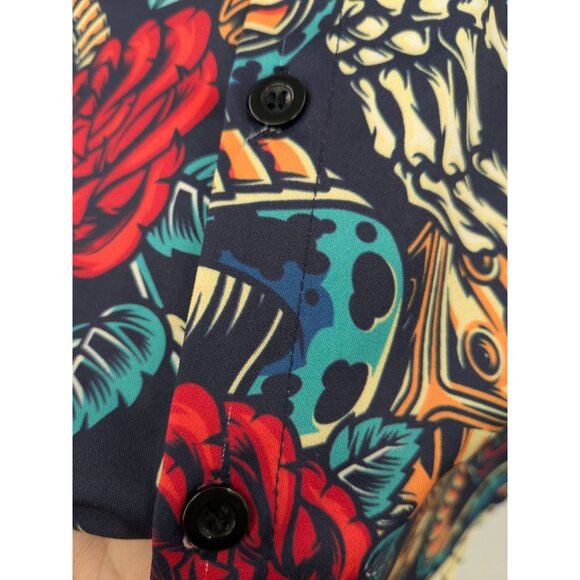 Hawaiian Button Down Men Shirt Size M Skulls Roses Dice Allover Print Retro Art - Picture 3 of 10